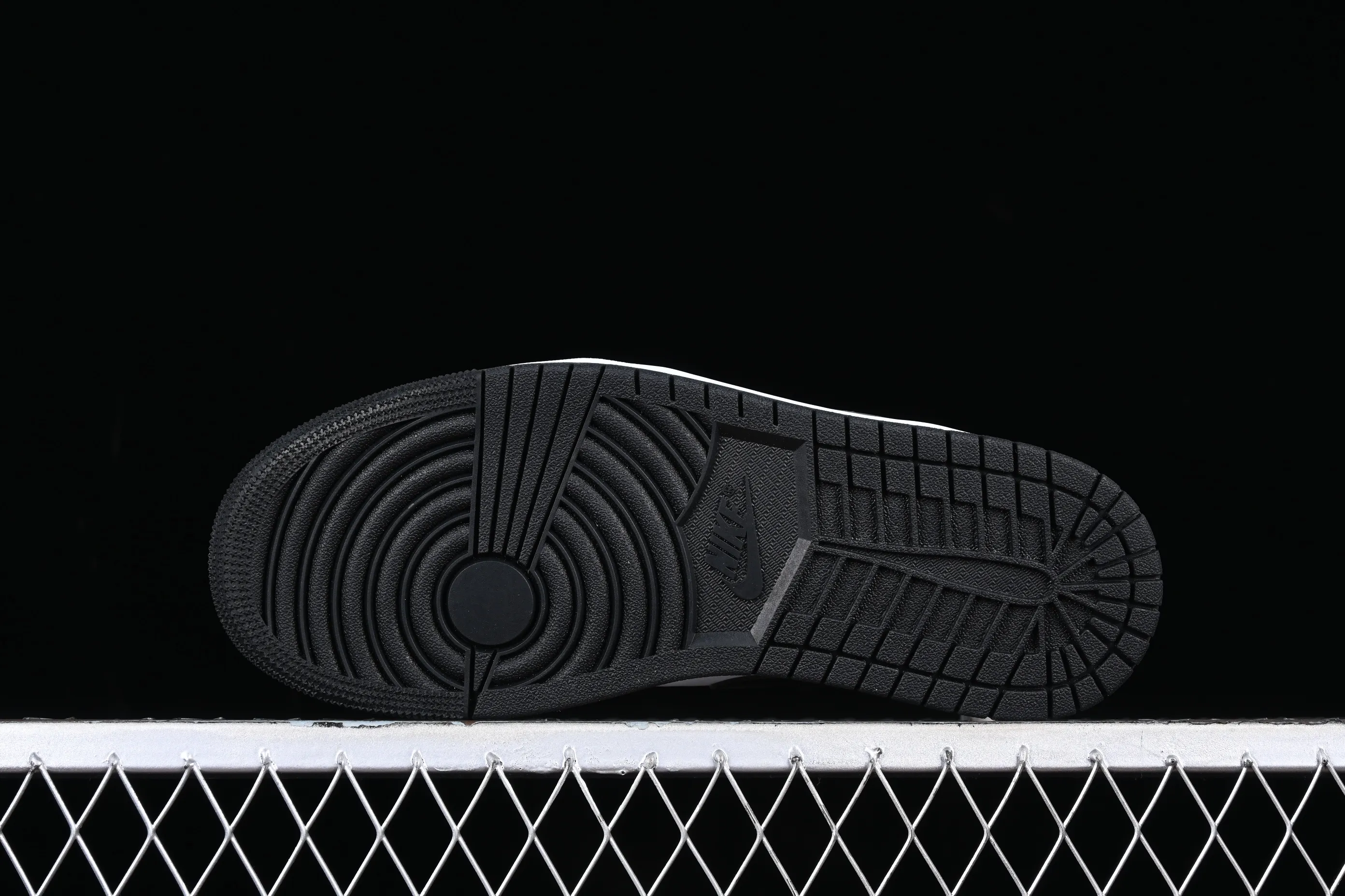 All categories Air Jordan Jordan series basketball shoes Air Jordan 1 Low G version pure original Air Jordan 1 Low "Panda" AJ1 Joe 1 Panda low-top basketball shoes DC0774-101
